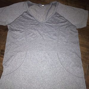 Lulu Lemon workout shirt